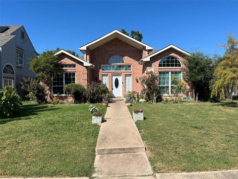 4002 Tropic Lane Rowlett TX 75088
