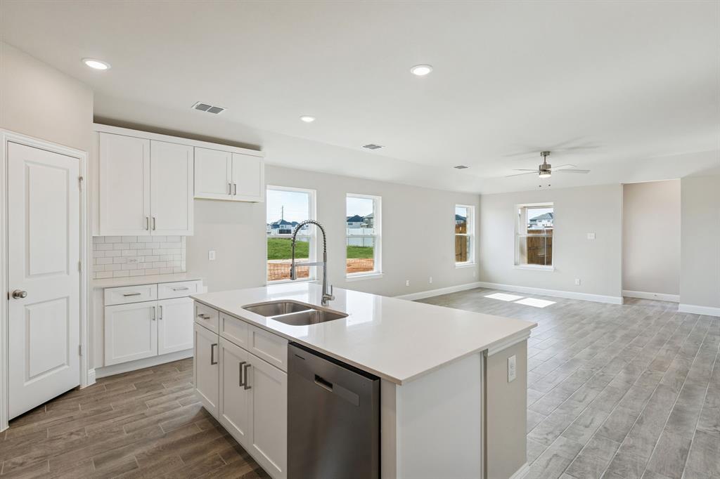 Venetian - Residential