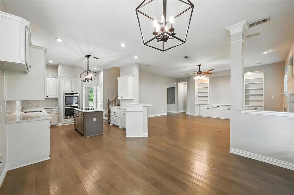 Flower Mound, Texas 75028, United States, 5 Bedrooms Bedrooms, ,4 BathroomsBathrooms,Residential,Active,197372