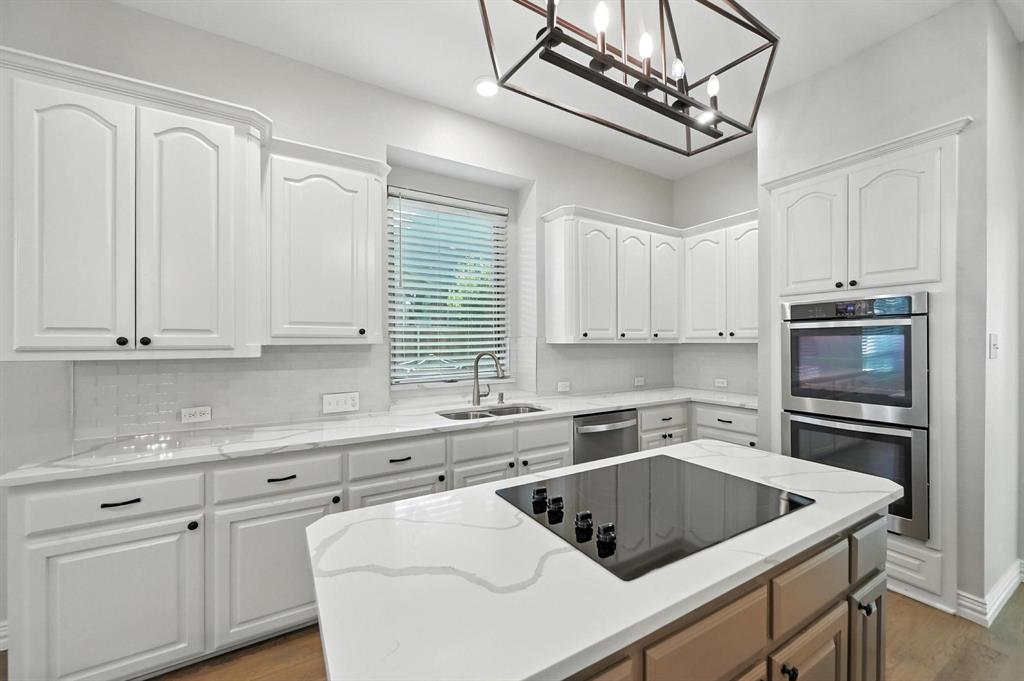 Flower Mound, Texas 75028, United States, 5 Bedrooms Bedrooms, ,4 BathroomsBathrooms,Residential,Active,197372