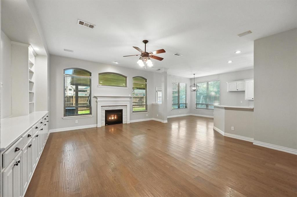 Flower Mound, Texas 75028, United States, 5 Bedrooms Bedrooms, ,4 BathroomsBathrooms,Residential,Active,197372