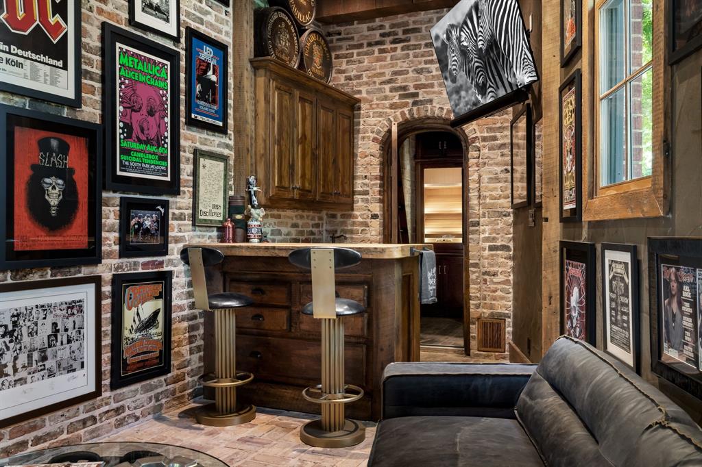 WHISPERING SPRINGS (CDA), BLK 25 8760, LOT 5 - Residential