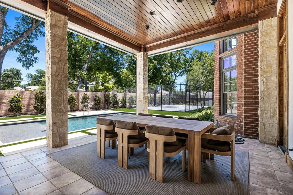 WHISPERING SPRINGS (CDA), BLK 25 8760, LOT 5 - Residential