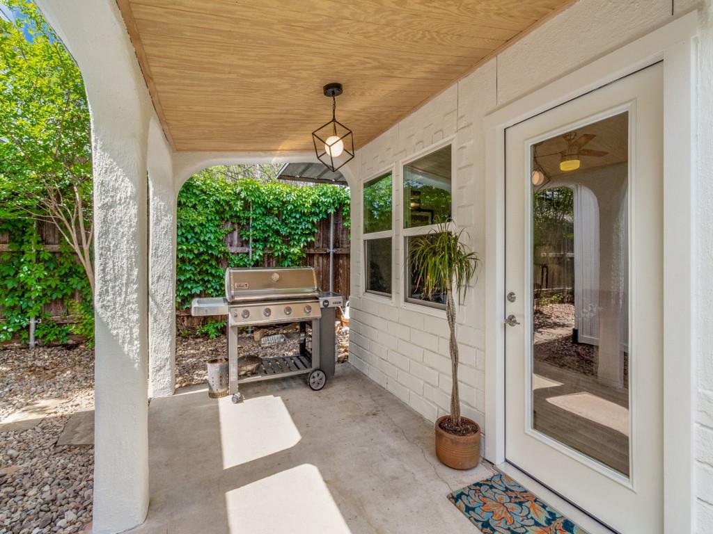 Lake Terrace - Residential