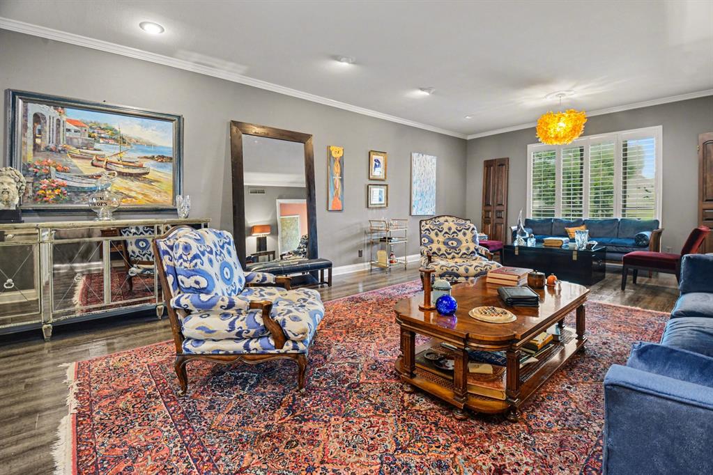 Imperial House Condo - Residential