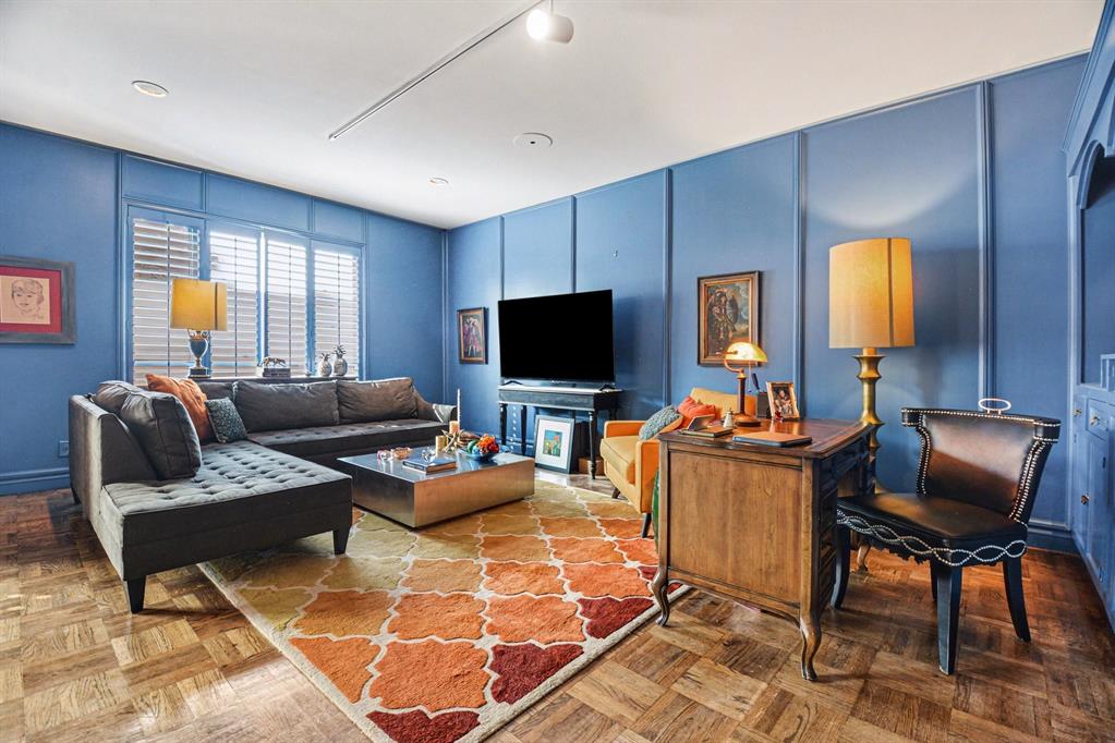 Imperial House Condo - Residential