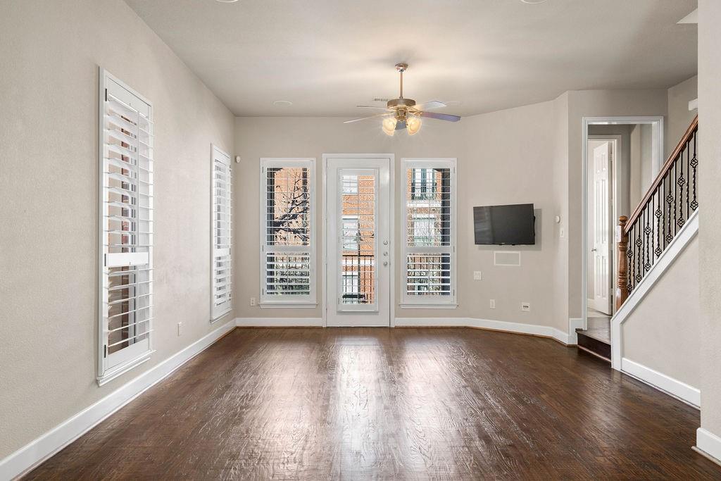 Farmers Market Twnhm #2 - Residential