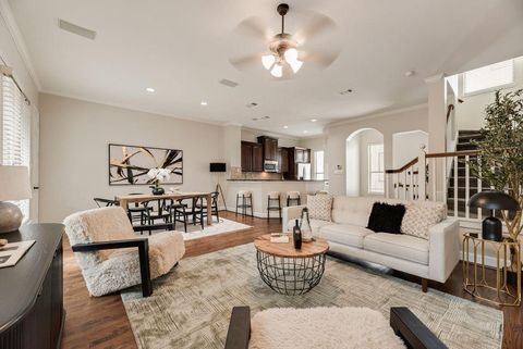 2403 Wild Cherry Way Dallas TX 75206