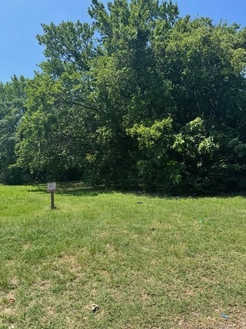 1300 Colvin Avenue Fort Worth TX 76104