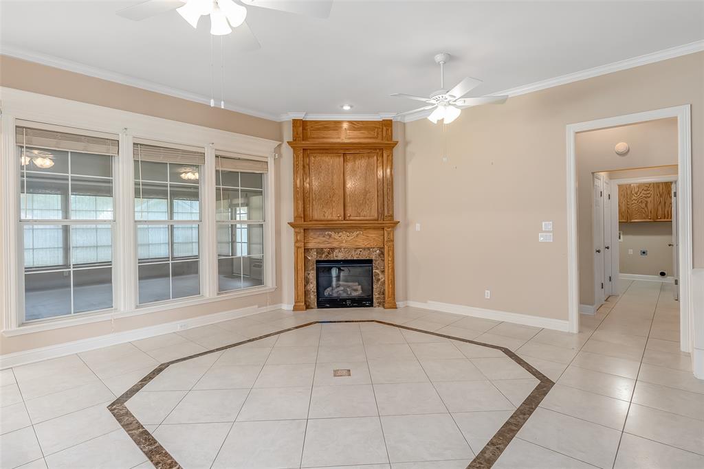 2116 Landau Lane