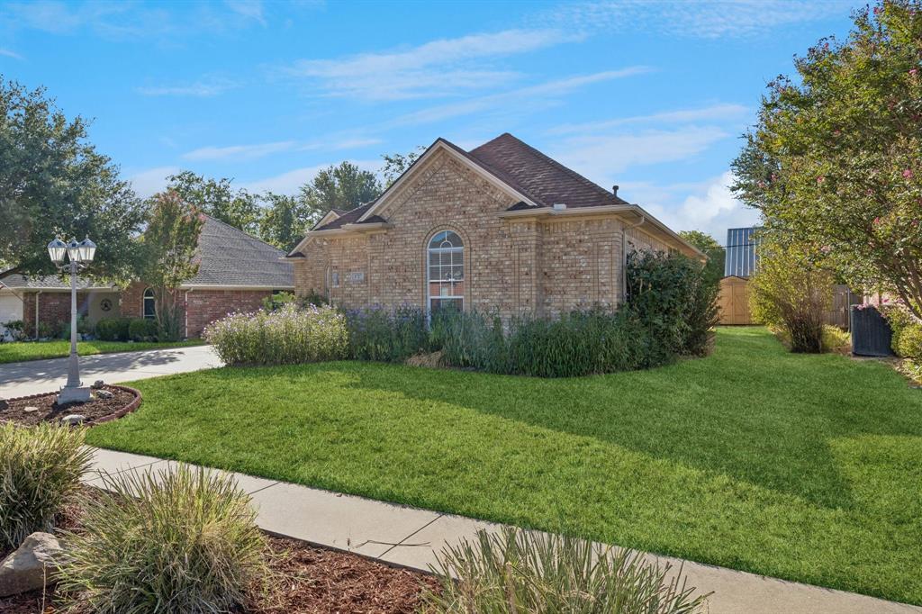 1727 Ridgecrest Drive