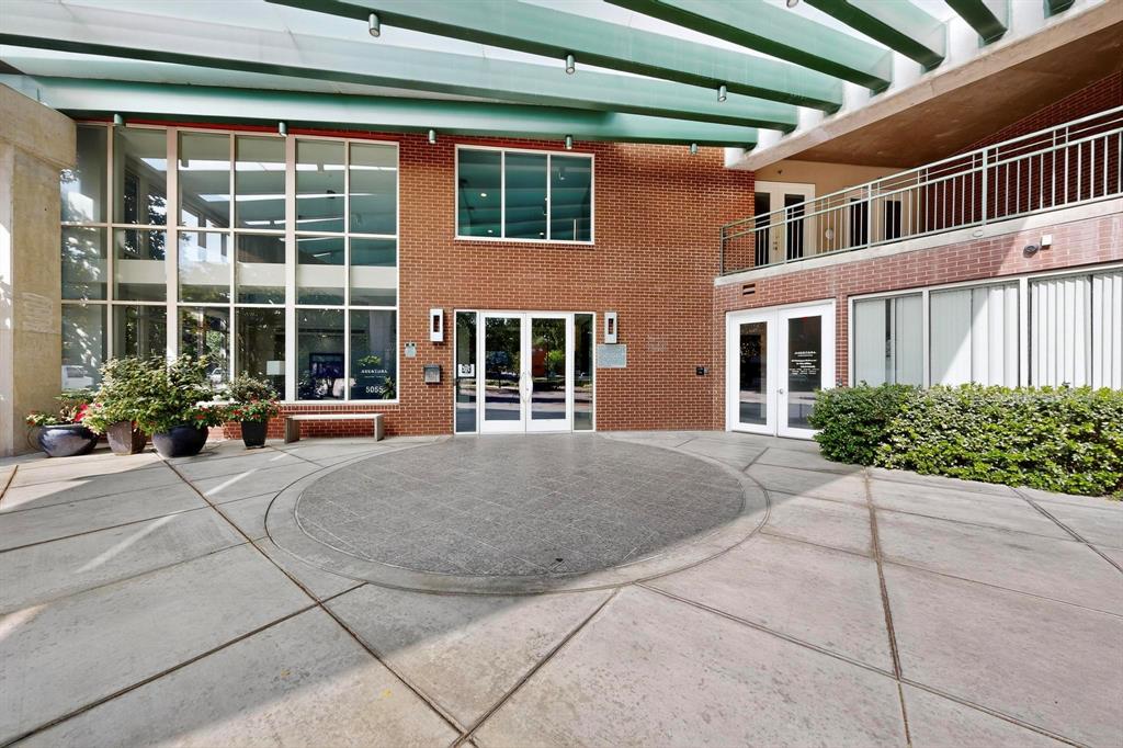 Aventura Condos - Residential