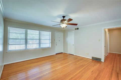 Tiny photo for 1610 17th Street, Plano, TX 75074 (MLS # 21099082)