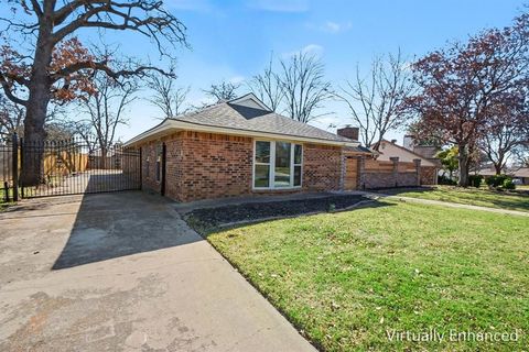 2109 Oakmeadow Street Bedford TX 76021