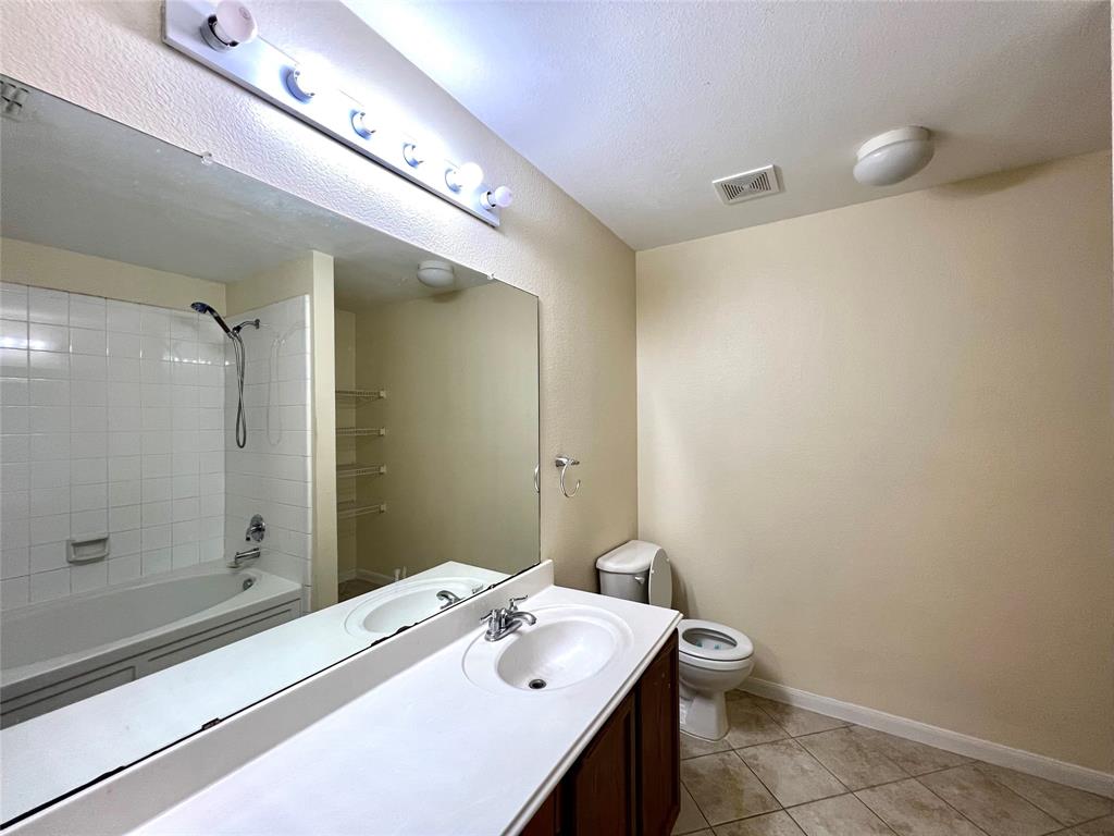 Meadows Of Birmingham Ph 1 - Residential Lease