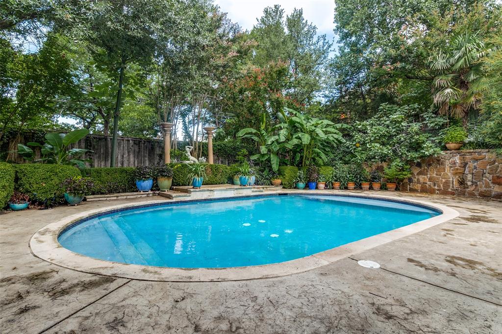 Mazzurco Crowley Estates - Residential