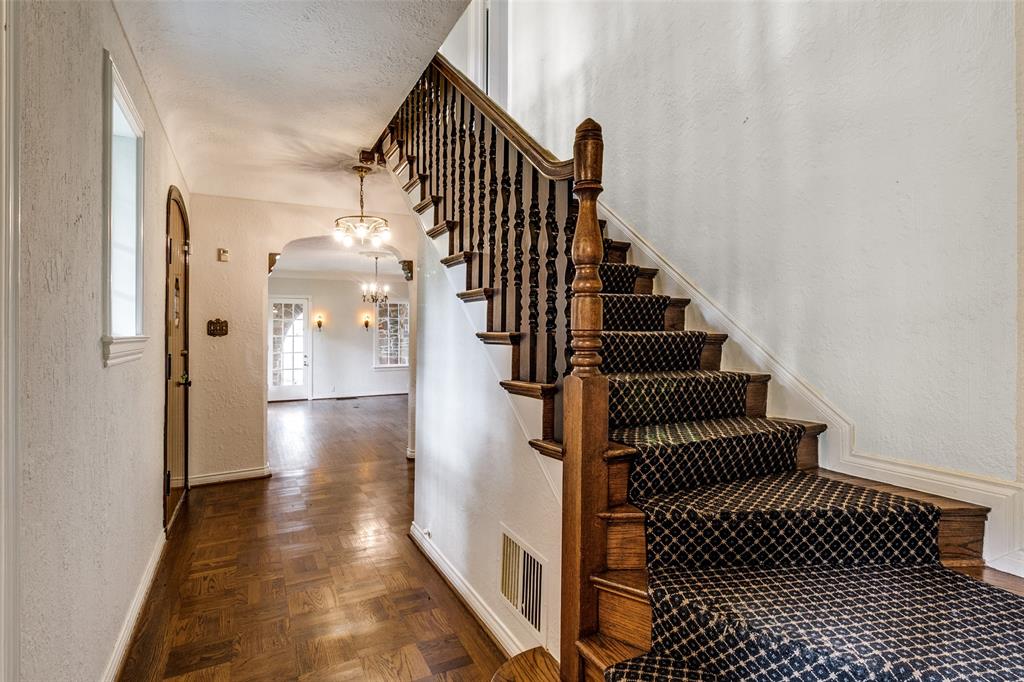 Mazzurco Crowley Estates - Residential