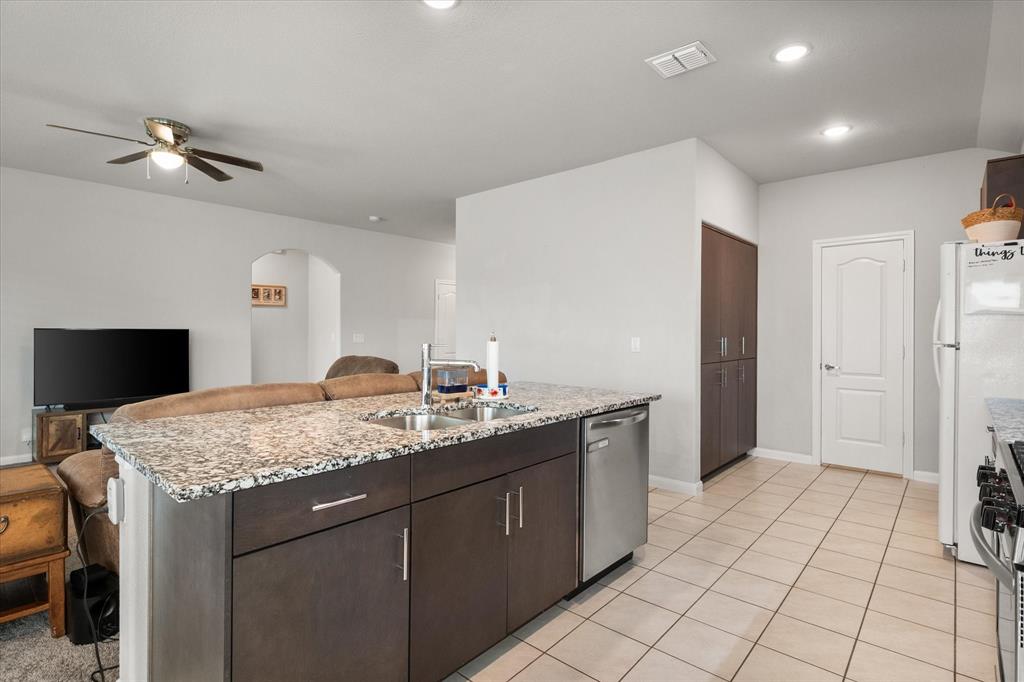 1100 Nighthawk Trail