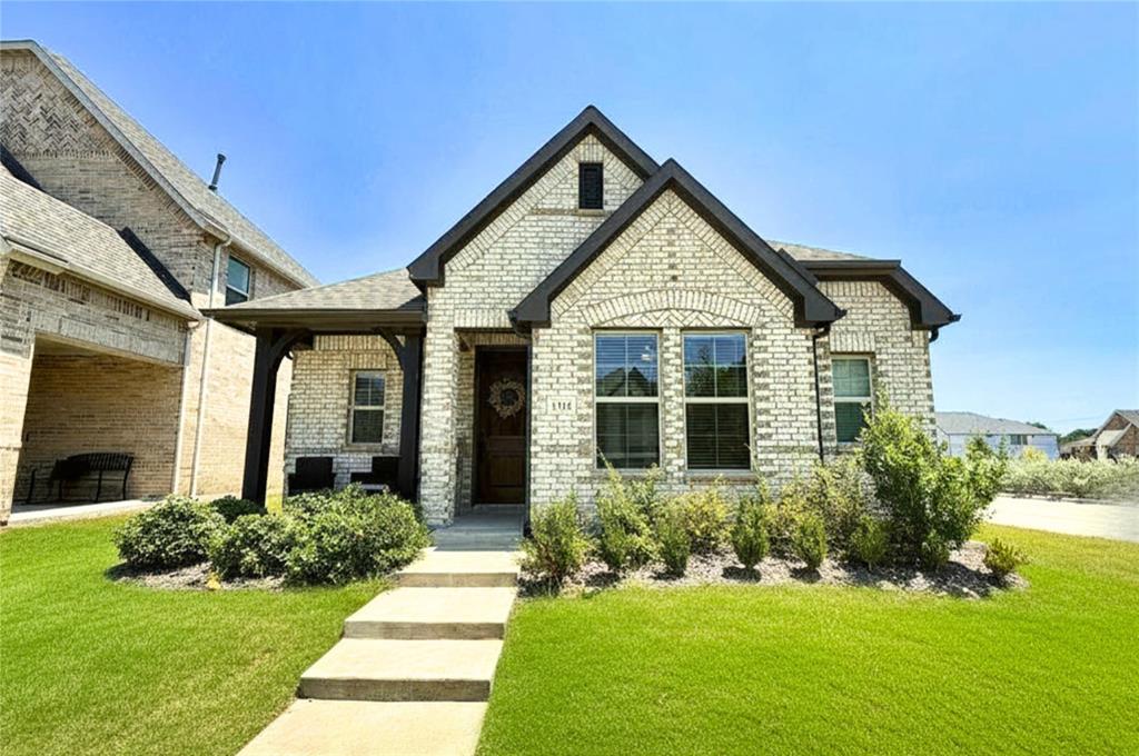 Photo of 1314 Broadview Drive, Garland, TX 75042 (MLS # 21350127)