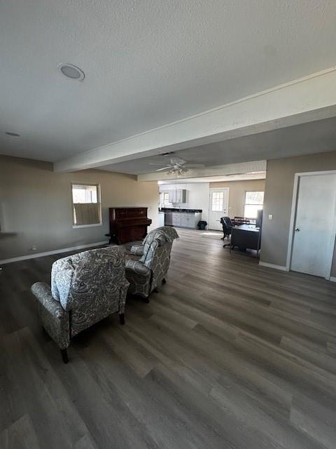 J Royal SUR - Residential