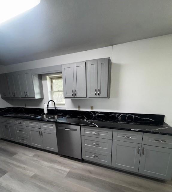 J Royal SUR - Residential