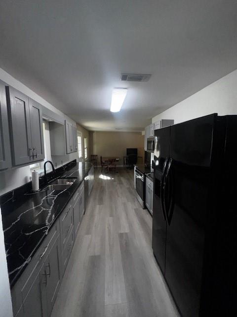 J Royal SUR - Residential