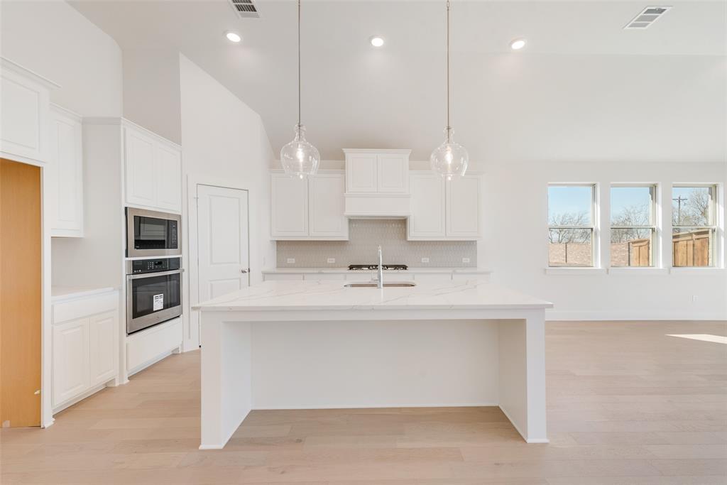 Devonshire Village 19 - Residential