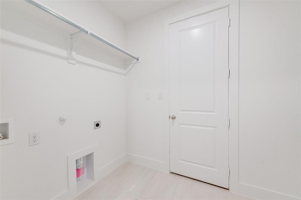 Devonshire Village 19 - Residential