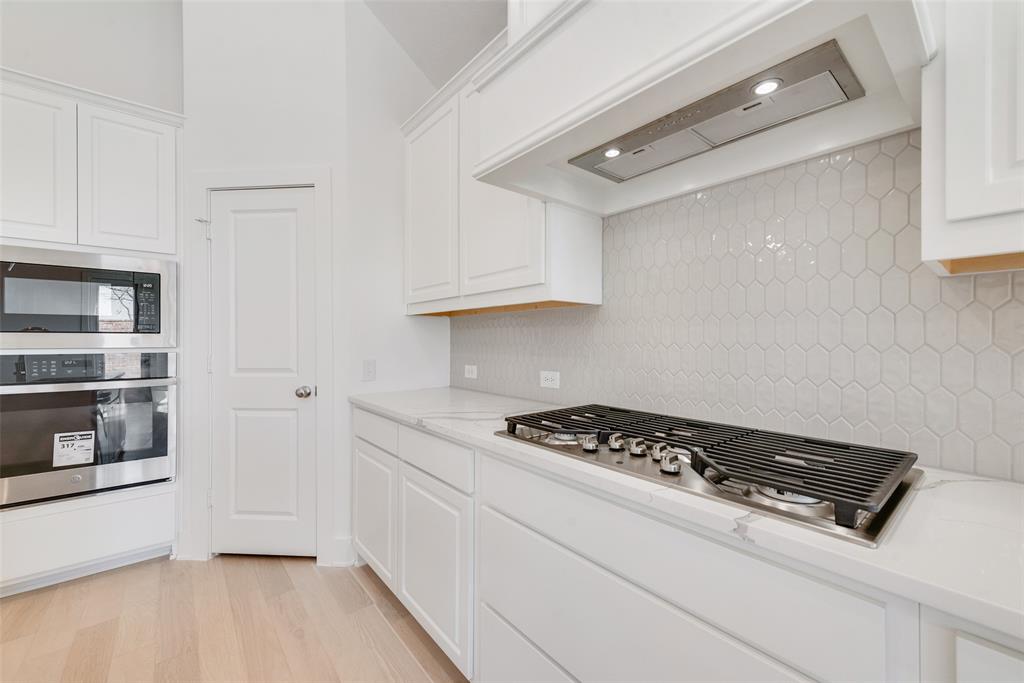 Devonshire Village 19 - Residential