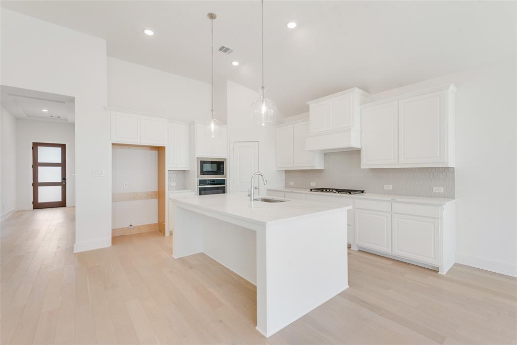 Devonshire Village 19 - Residential