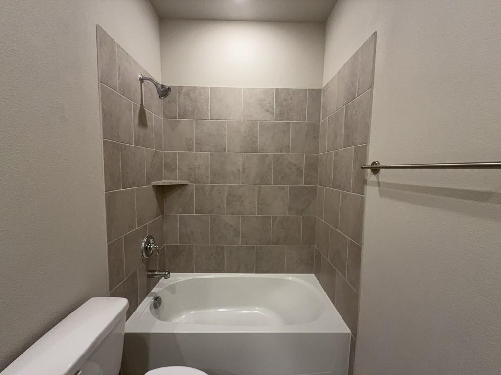 Anacapri Ph 1a - Residential Lease