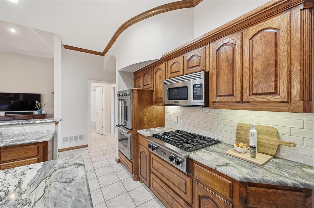 Highland Village, Texas 75077, United States, 5 Bedrooms Bedrooms, ,4 BathroomsBathrooms,Residential,Active,236408