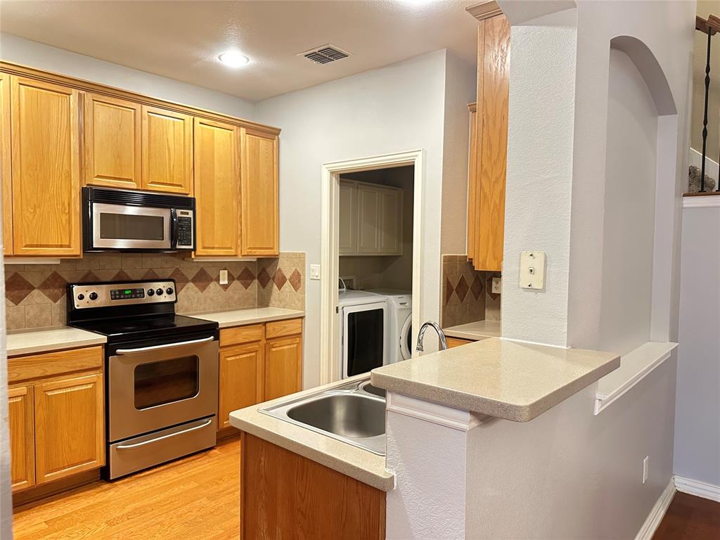 Quail Creek Twnhs Add - Residential Lease