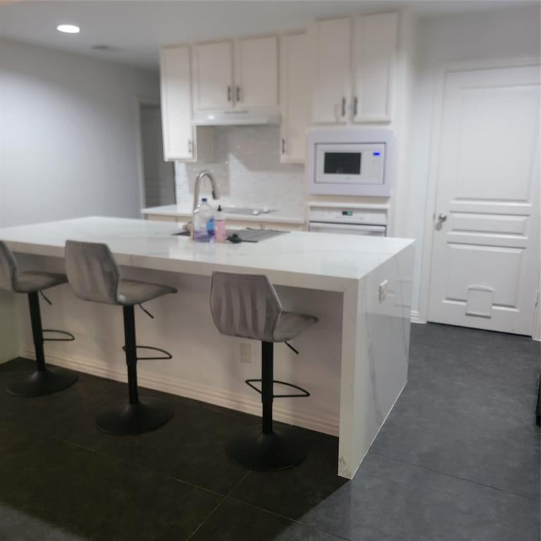 8686 Coppertowne Lane