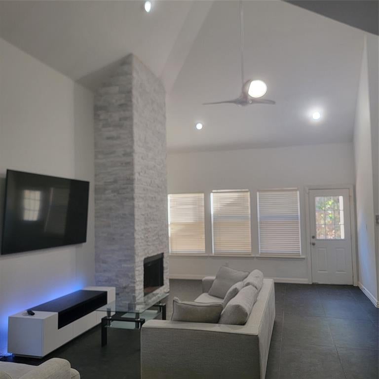 8686 Coppertowne Lane
