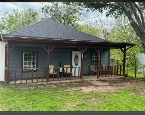 A home in Krum