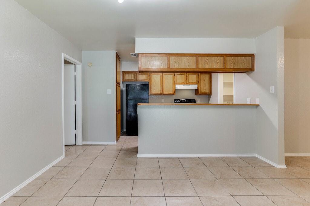 Shady Valley Duplexes Add - Residential Lease