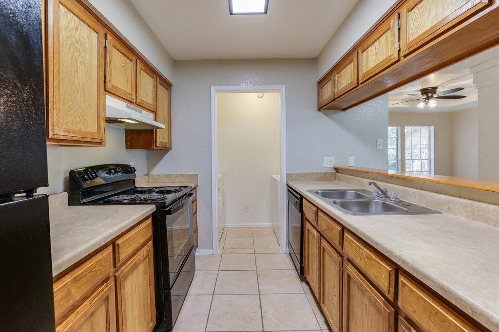 Shady Valley Duplexes Add - Residential Lease