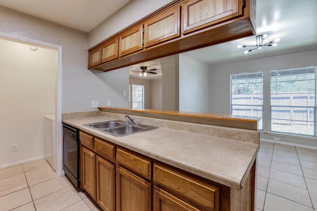 Shady Valley Duplexes Add - Residential Lease