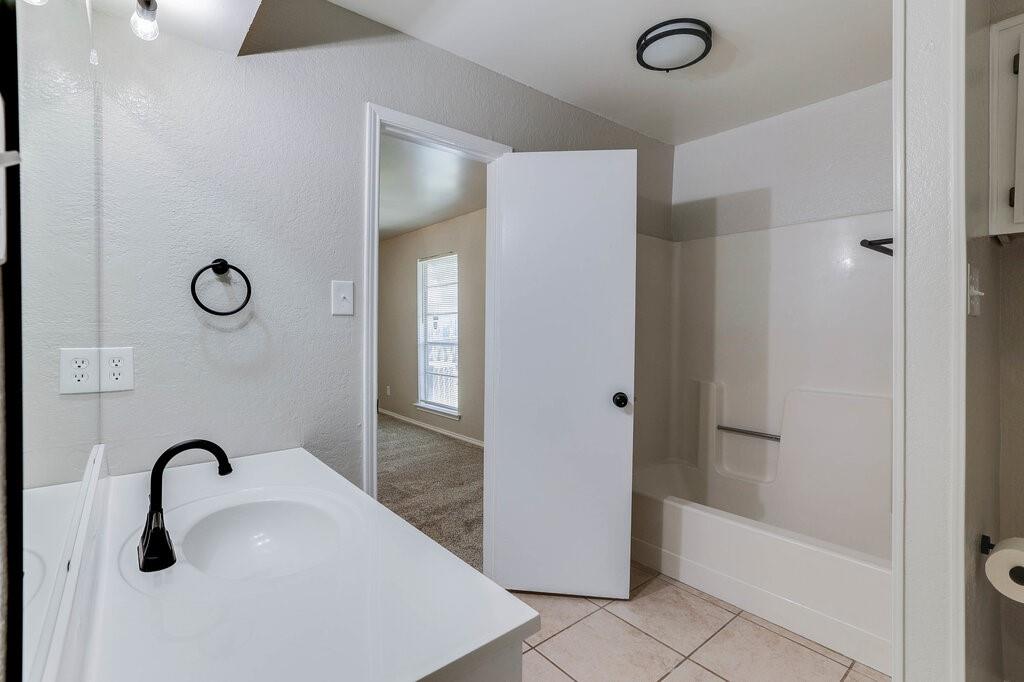 Shady Valley Duplexes Add - Residential Lease