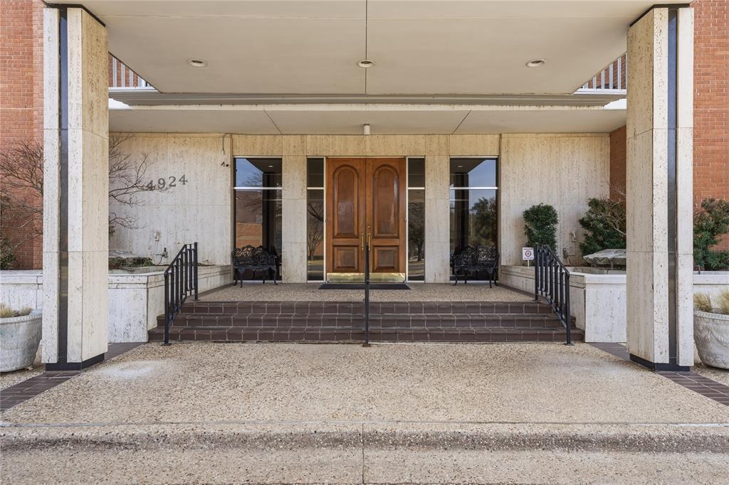 4924 Cobbs Drive 9C
