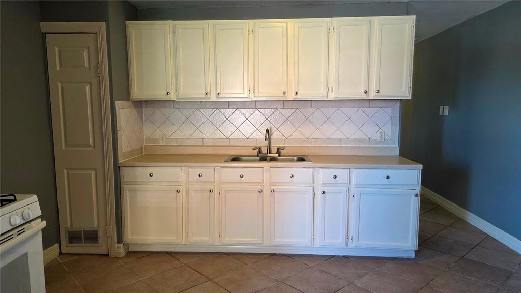 Dalworth Park - Residential Lease