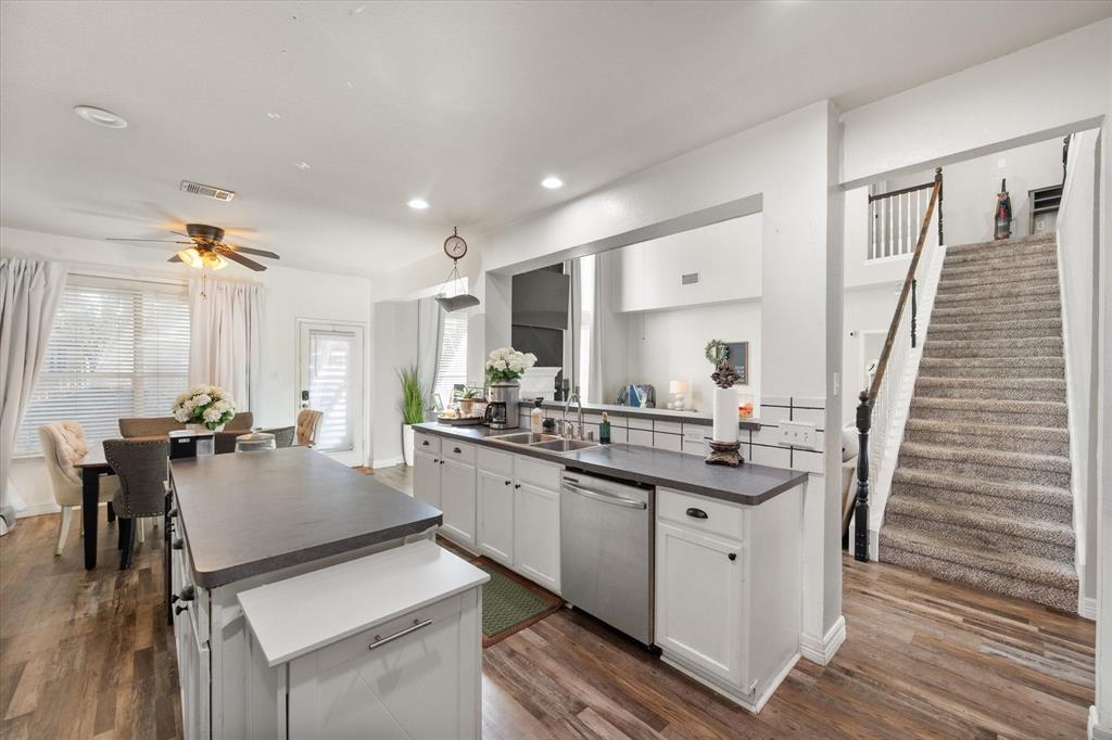 Villages At Spring Lake The - Residential