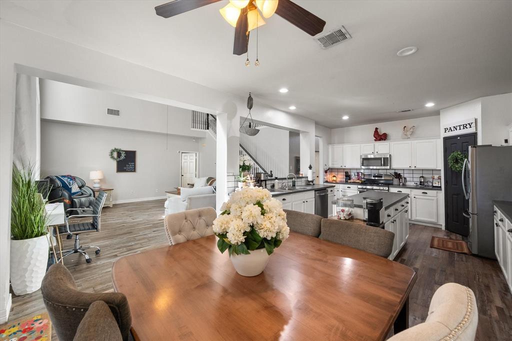 Villages At Spring Lake The - Residential