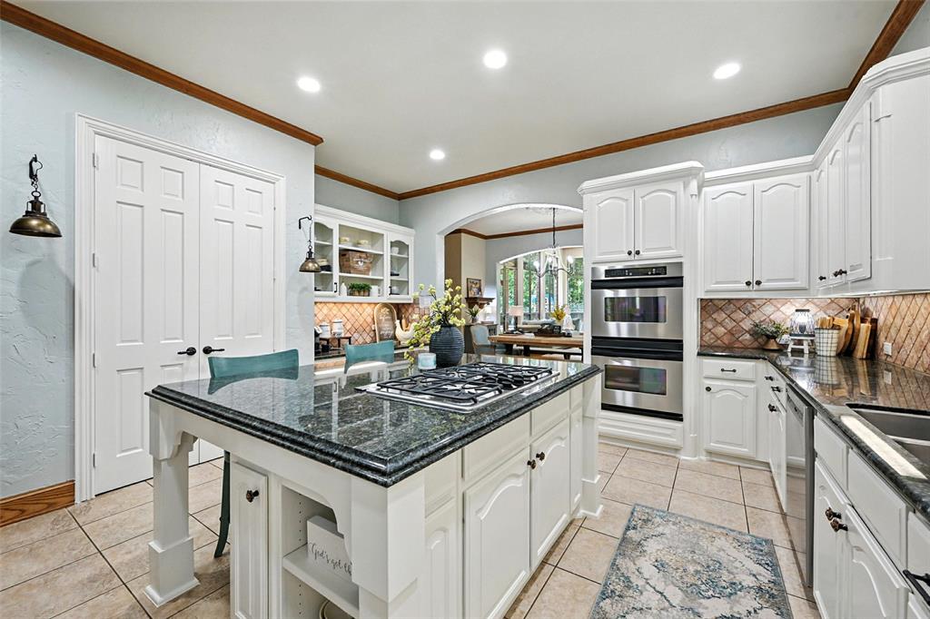 4913 Glenshire Drive