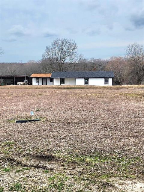 Photo of 1178 Nob Hill Road, Quinlan, TX 75474 (MLS # 20951202)