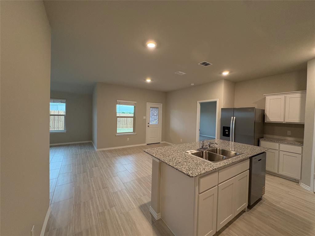 Meadowbrook - Residential Lease