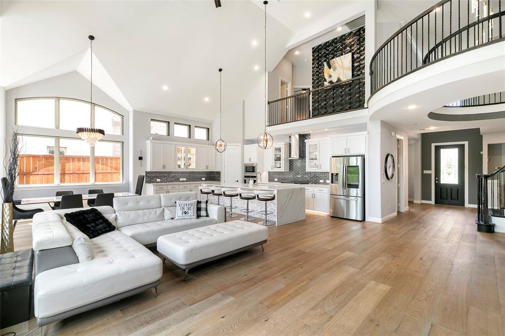 4901 Meadow Creek Drive