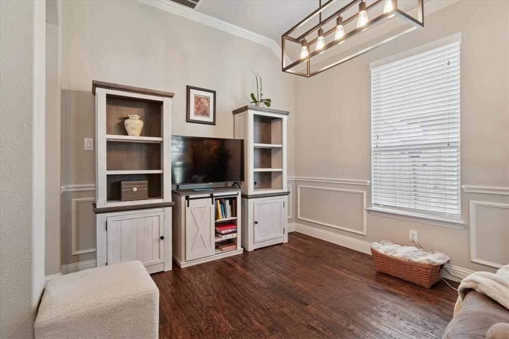 3302 Blue Jay Lane