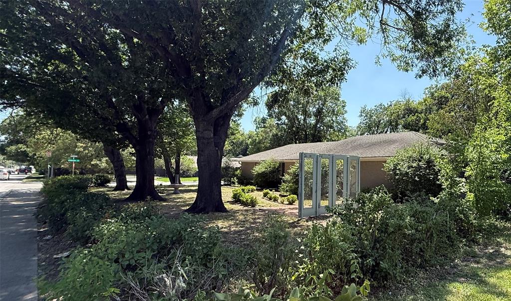 10607 Marsh Lane